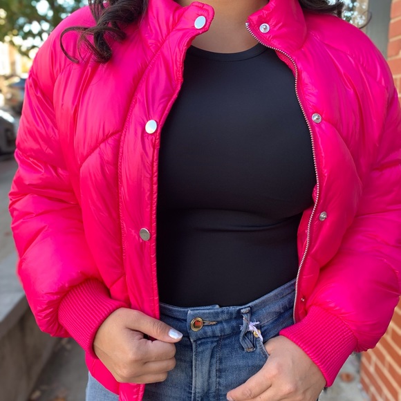 Fuchsia PufferCoat - Picture 3 of 5